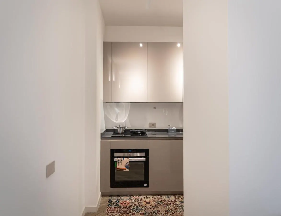 Trastevere Elegance Apartment Roma 0*,  Italia